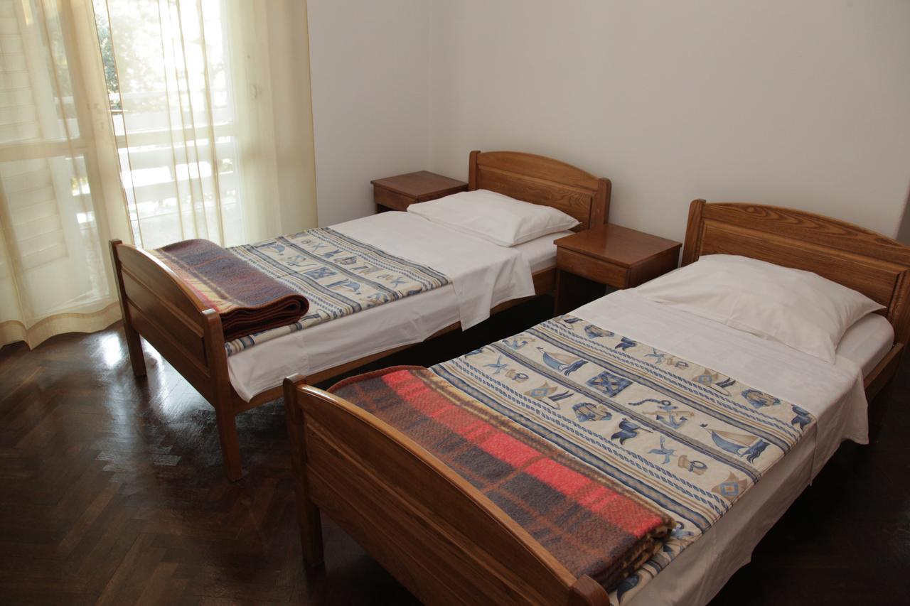 Dck Rooms Кострена Екстериор снимка